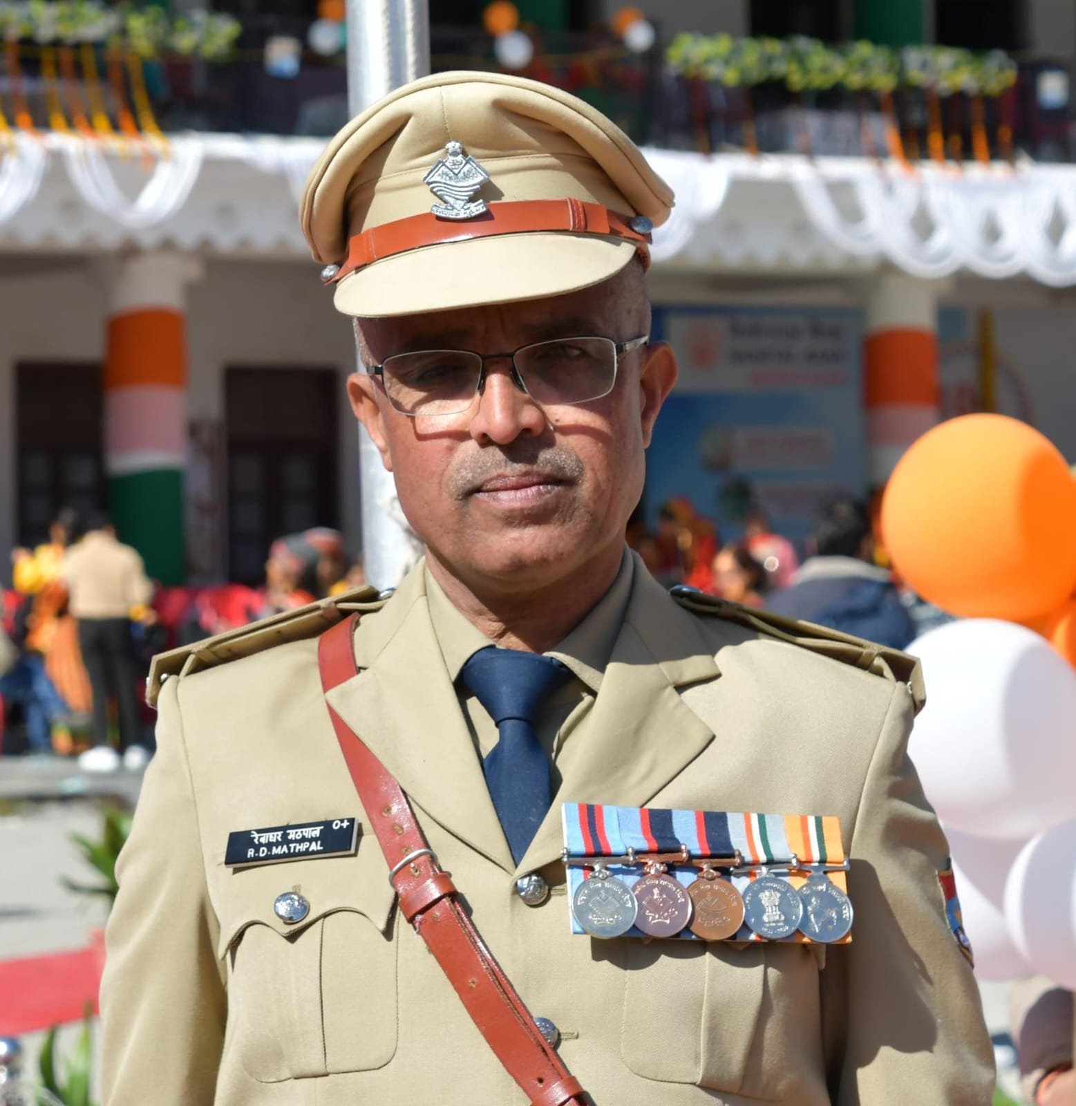 एसपी संचार रेवाधर मठपाल को मुख्यमंत्री सराहनीय सेवा पदक।