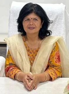 आयुष्मान कार्ड से इलाज में दिक्कत? सीधे सीएमओ से करें शिकायत।