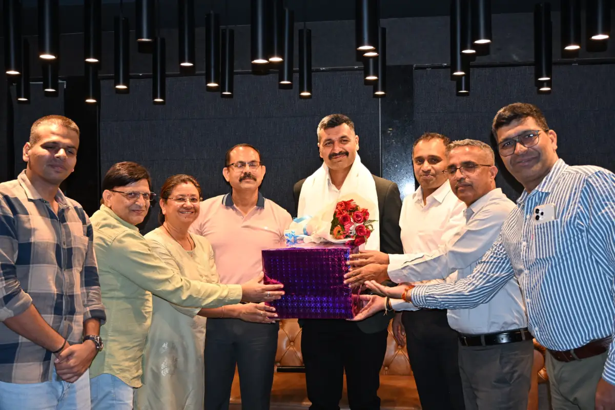 पदोन्नति के बाद टिहरी जाएंगे अमित कुमार सैनी, नैनीताल पुलिस ने दी भावभीनी विदाई।