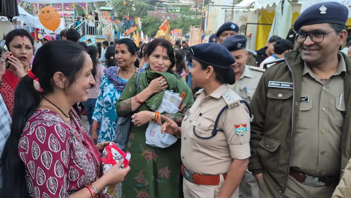 नंदा देवी महोत्सव में सुरक्षा व्यवस्था चाक-चौबंद, अधिकारियों ने किया पैदल गश्त।